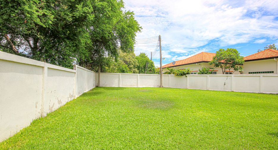 For sale 3 bedrooms villa in Hua Hin, Prachuap Khiri Khan