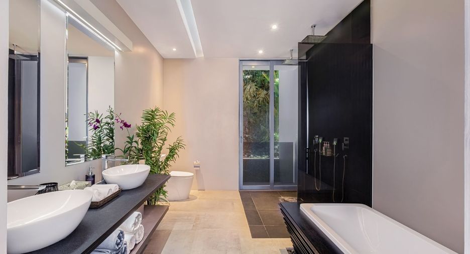 For rent 3 bedrooms serviced apartment in Thalang, Phuket
