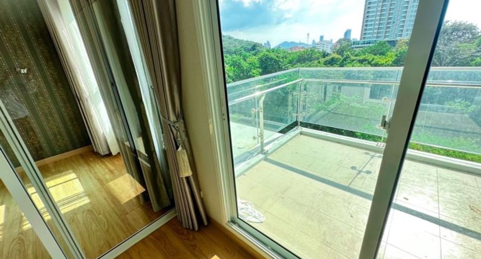 Wohnung zum Kauf mit 1 Zimmer in Si Racha, Chonburi