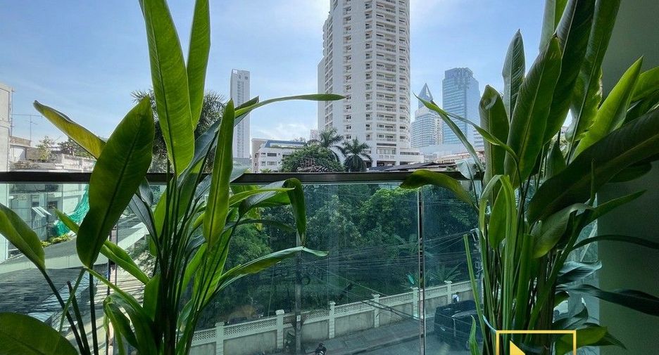 出租 2 卧室 服务式公寓 在 Watthana, 曼谷