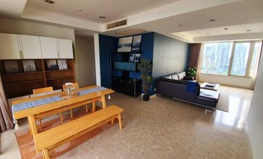 For rent 3 bedrooms condo in Watthana, Bangkok