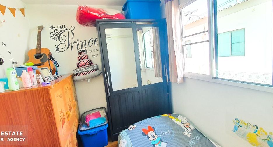 For sale 3 bedrooms townhouse in Bang Khen, Bangkok