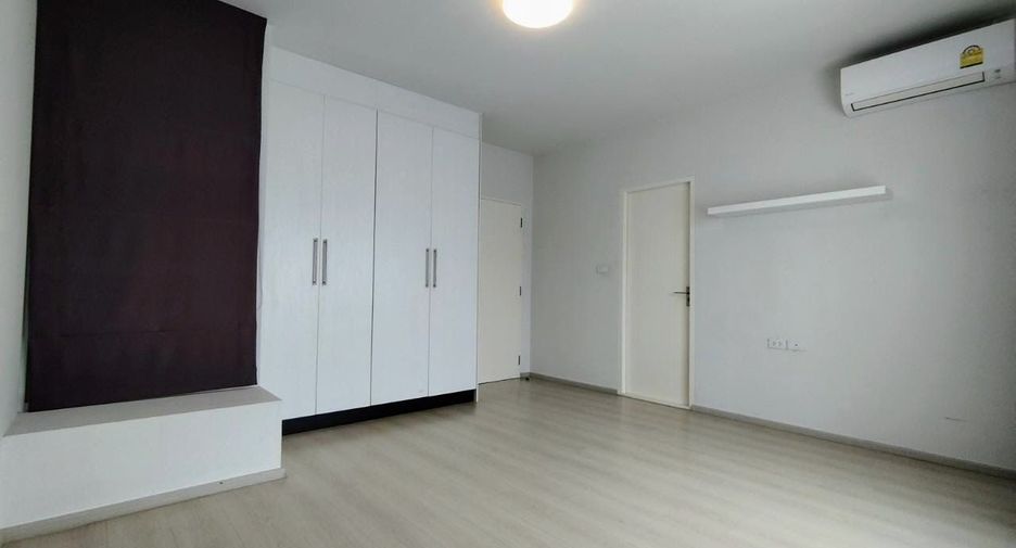 For rent and for sale 3 bedrooms townhouse in Bang Phli, Samut Prakan