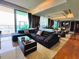 For rent and for sale 3 bedrooms condo in Yan Nawa, Bangkok