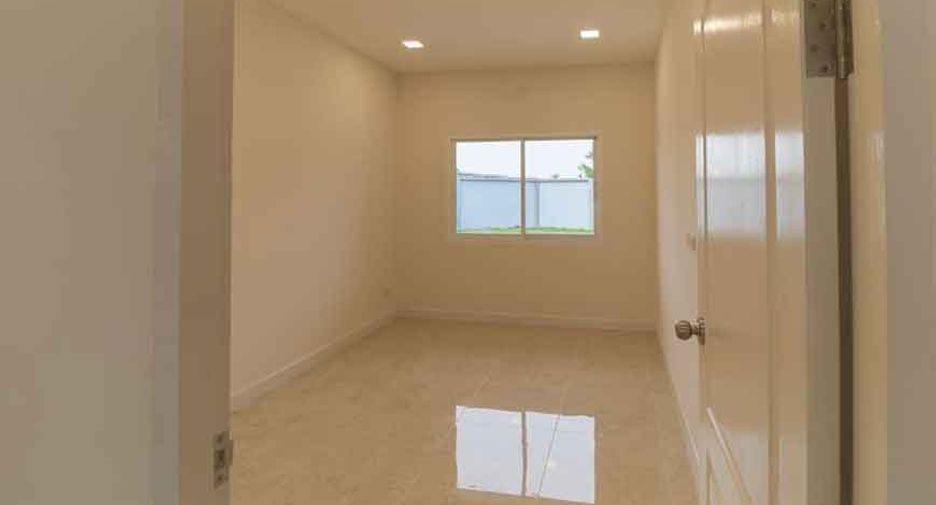 For sale 4 bedrooms house in Doi Saket, Chiang Mai