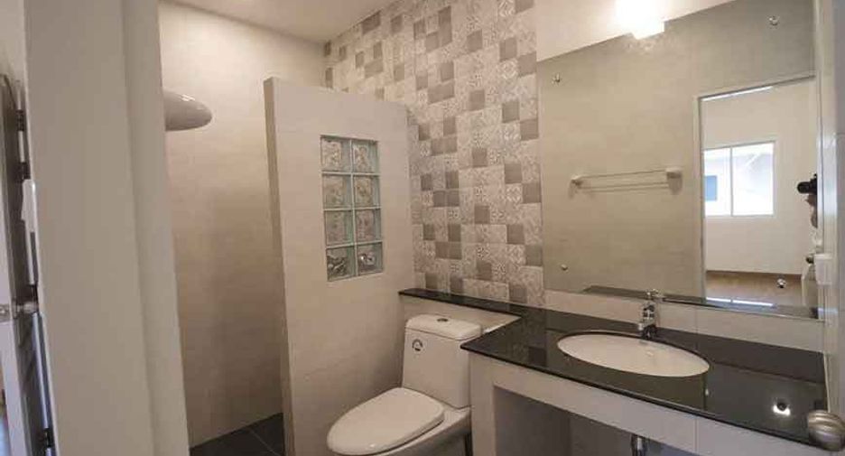 For sale 4 bedrooms house in Doi Saket, Chiang Mai