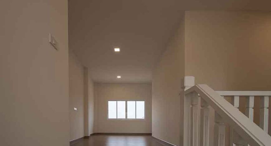 For sale 4 bedrooms house in Doi Saket, Chiang Mai