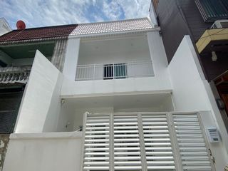 For rent and for sale 1 bed townhouse in Phra Khanong, Bangkok