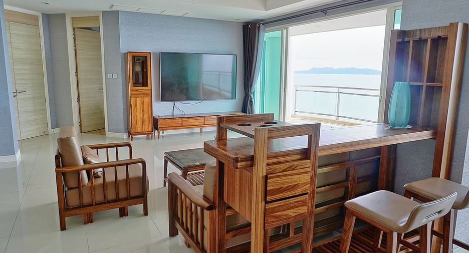For rent 3 bedrooms condo in Bang Lamung, Chonburi