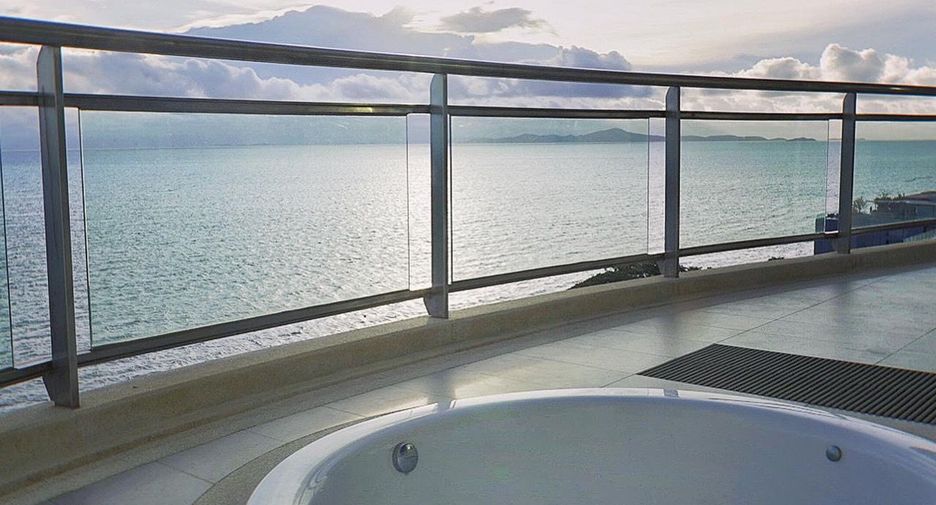 For rent 3 bedrooms condo in Bang Lamung, Chonburi
