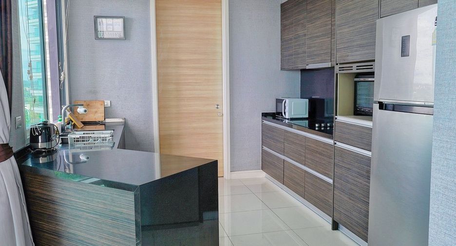 For rent 3 bedrooms condo in Bang Lamung, Chonburi
