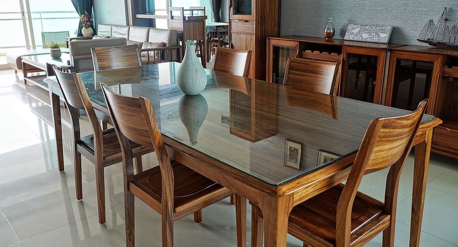 For rent 3 bedrooms condo in Bang Lamung, Chonburi