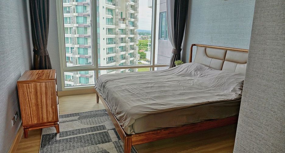 For rent 3 bedrooms condo in Bang Lamung, Chonburi