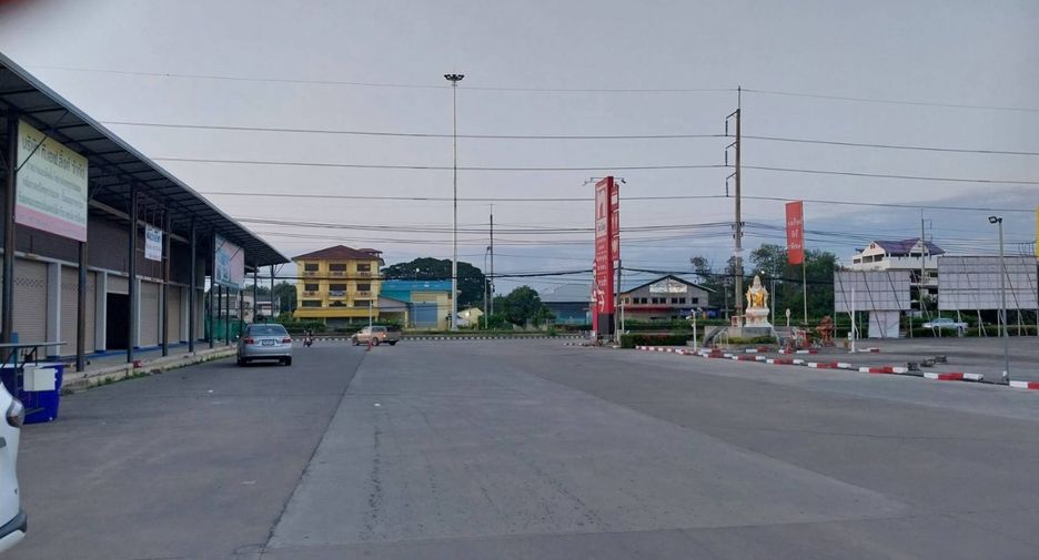 For rent 1 bed retail Space in Mueang Lampang, Lampang