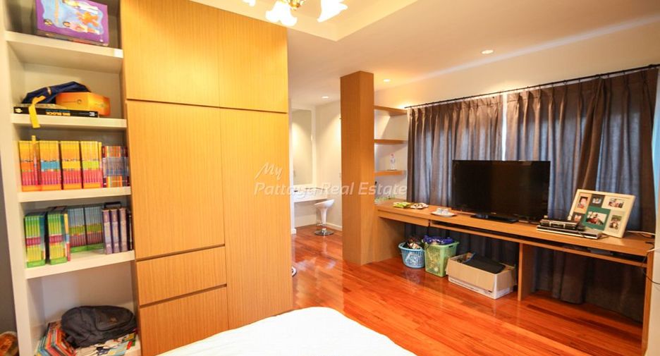 Casa en venta de 5 habitaciones en Bang Lamung, Chonburi