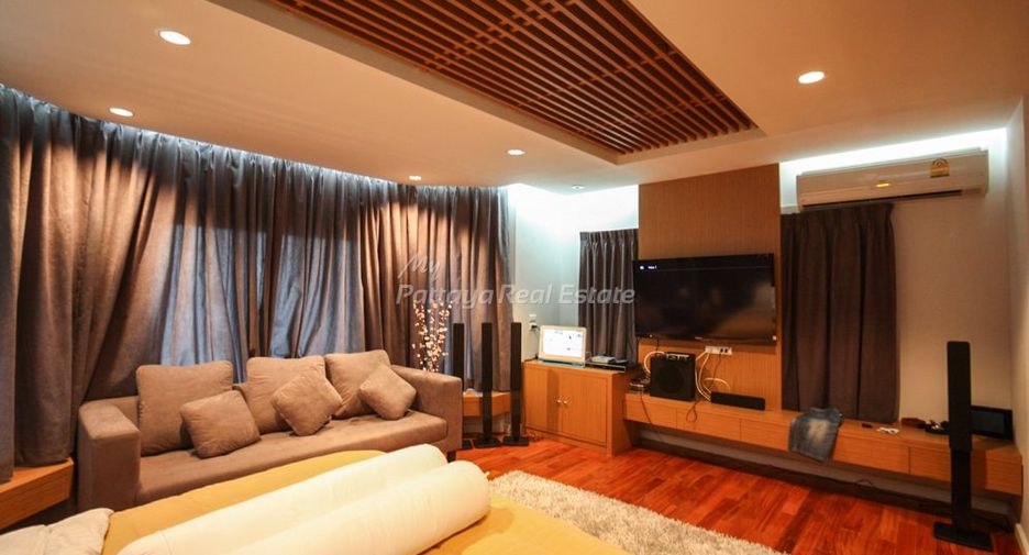 Casa en venta de 5 habitaciones en Bang Lamung, Chonburi