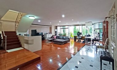 À vendre 4 chambres condo à Khlong Toei, Bangkok