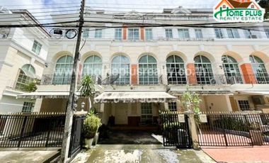 For sale 3 bedrooms townhouse in Bueng Kum, Bangkok