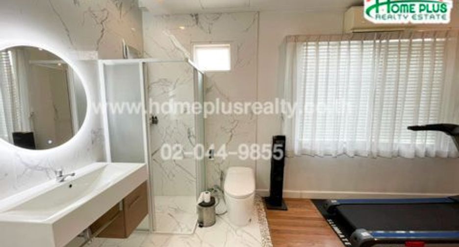 For sale 3 bedrooms townhouse in Bueng Kum, Bangkok