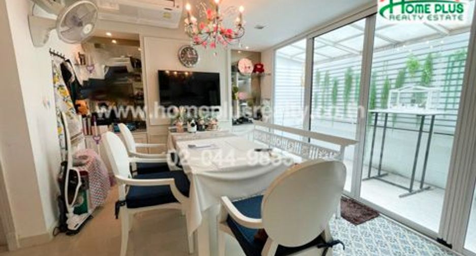 For sale 3 bedrooms townhouse in Bueng Kum, Bangkok