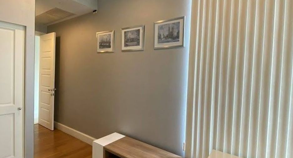 For rent and for sale 3 bedrooms condo in Watthana, Bangkok