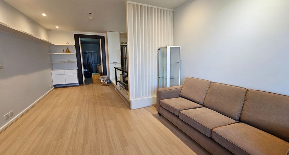 For sale 2 ベッドルーム condo in Chatuchak, Bangkok