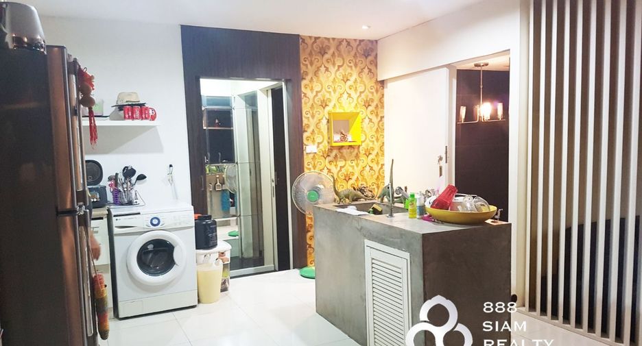 For sale 2 bedrooms condo in Chatuchak, Bangkok