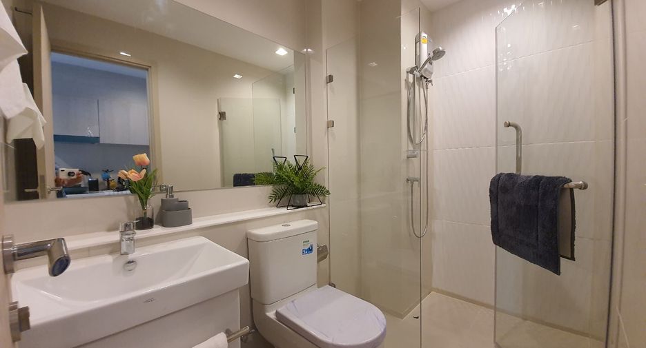 For rent 1 bed condo in Pathum Wan, Bangkok