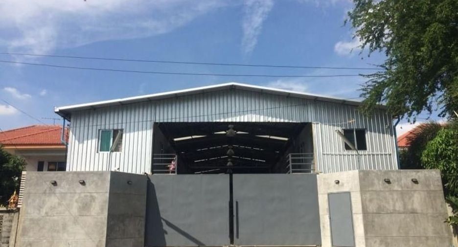 For sale warehouse in Lat Phrao, Bangkok