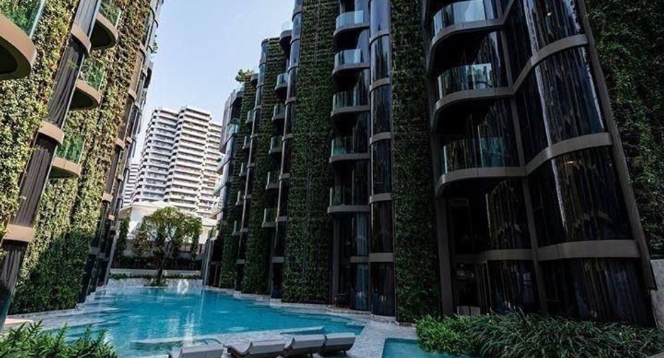 For rent 2 bedrooms condo in Watthana, Bangkok