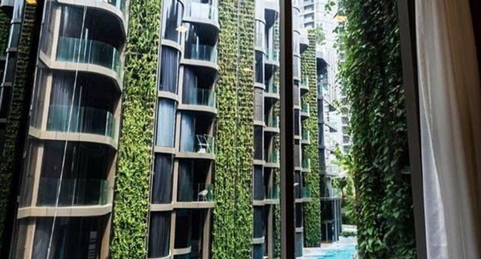 For rent 2 bedrooms condo in Watthana, Bangkok