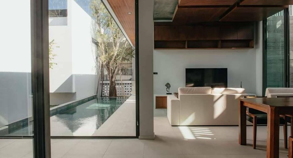 For sale 3 bedrooms house in Mueang Chiang Mai, Chiang Mai