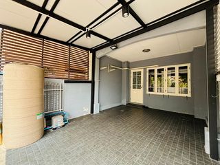 Продажа 2 спальни таунхаус в Pak Kret, Нонтабури