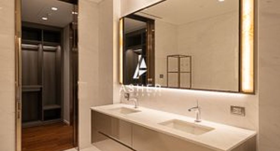 For sale 2 Beds condo in Pathum Wan, Bangkok