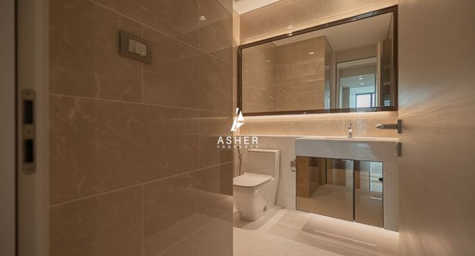 For sale 2 Beds condo in Pathum Wan, Bangkok