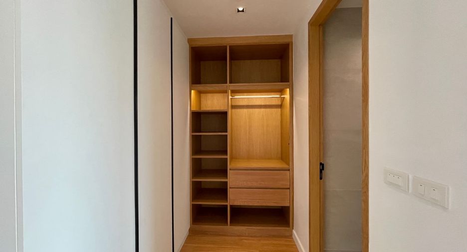 Apartamento en alquiler de 3 habitaciones en Watthana, Bangkok