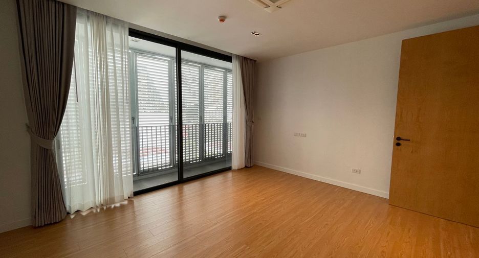 Apartamento en alquiler de 3 habitaciones en Watthana, Bangkok