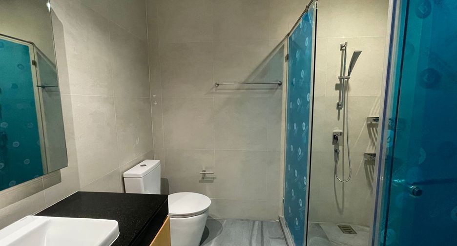 Apartamento en alquiler de 3 habitaciones en Watthana, Bangkok