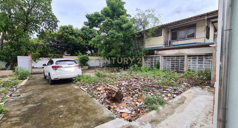 For sale 2 bedrooms house in Phaya Thai, Bangkok