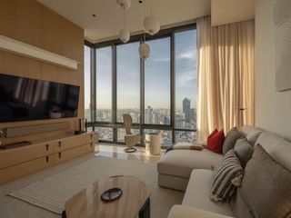 For rent 2 ベッドルーム condo in Bang Rak, Bangkok