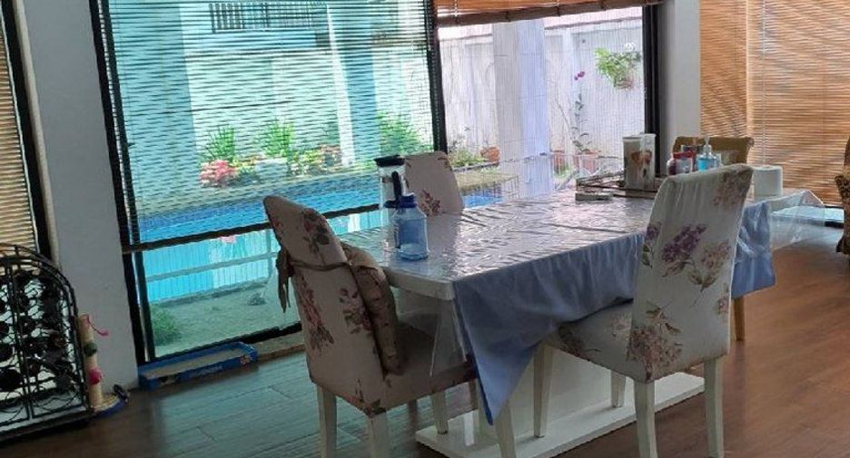For sale 3 Beds house in Sathon, Bangkok