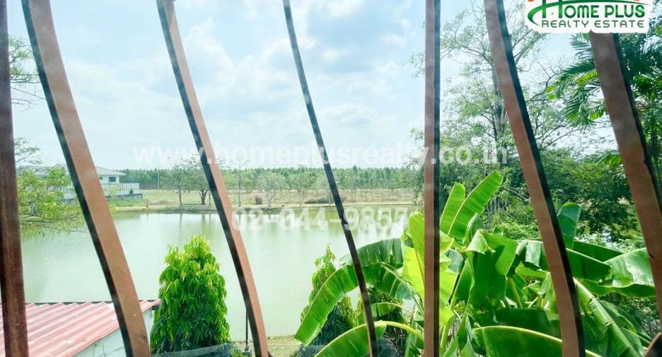 For sale 2 bedrooms townhouse in Min Buri, Bangkok