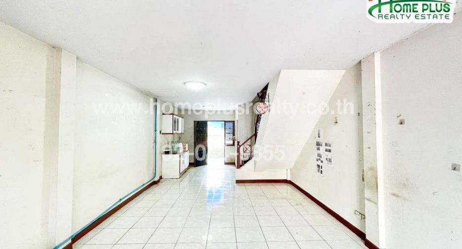For sale 2 bedrooms townhouse in Min Buri, Bangkok