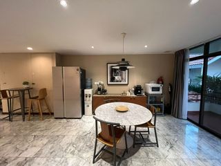 Reihenhaus zur Miete und zum Kauf mit 4 Zimmer in Suan Luang, Bangkok