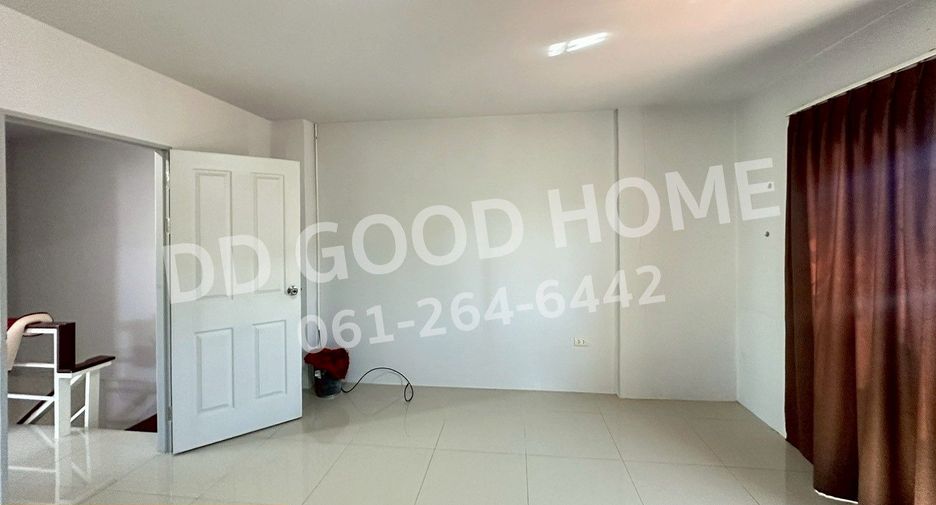 For sale 2 bedrooms townhouse in Lat Lum Kaeo, Pathum Thani