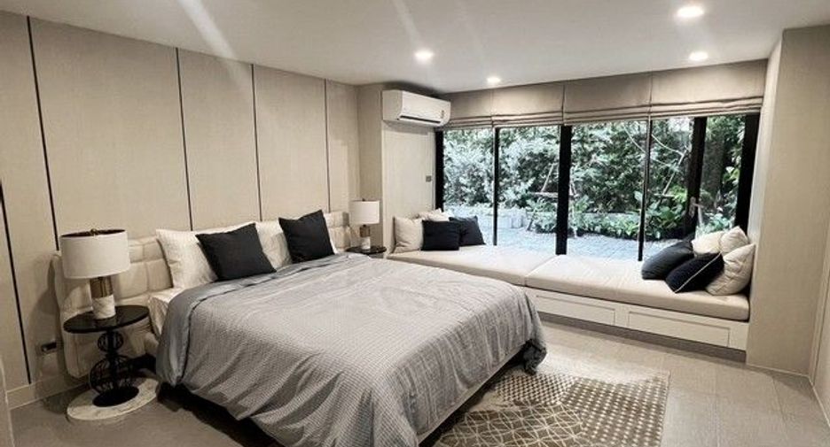 Casa en alquiler de 3 habitaciones en Yan Nawa, Bangkok