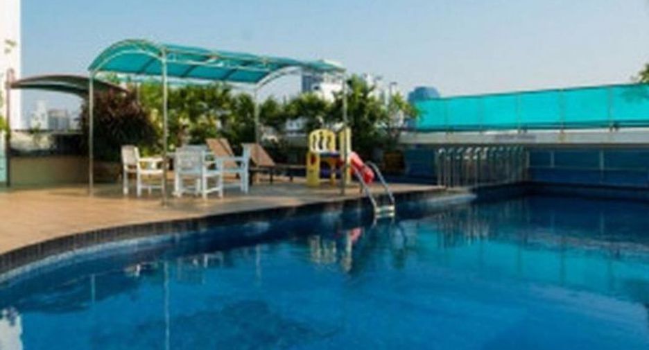 For rent 4 bed apartment in Khlong Toei, Bangkok Hipflat