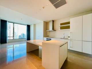 For rent and for sale 1 bed house in Pathum Wan, Bangkok