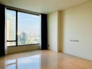 For rent and for sale 1 bed house in Pathum Wan, Bangkok