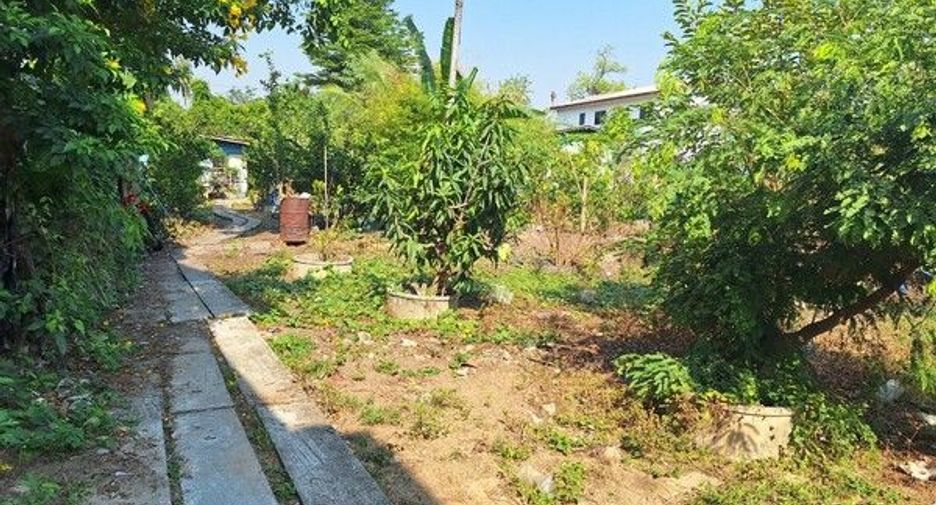 À vendre terrain à Mueang Nonthaburi, Nonthaburi